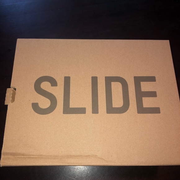 🔥🔥Yeezy Slides🔥🔥 “Resin” - Picture 3 of 3